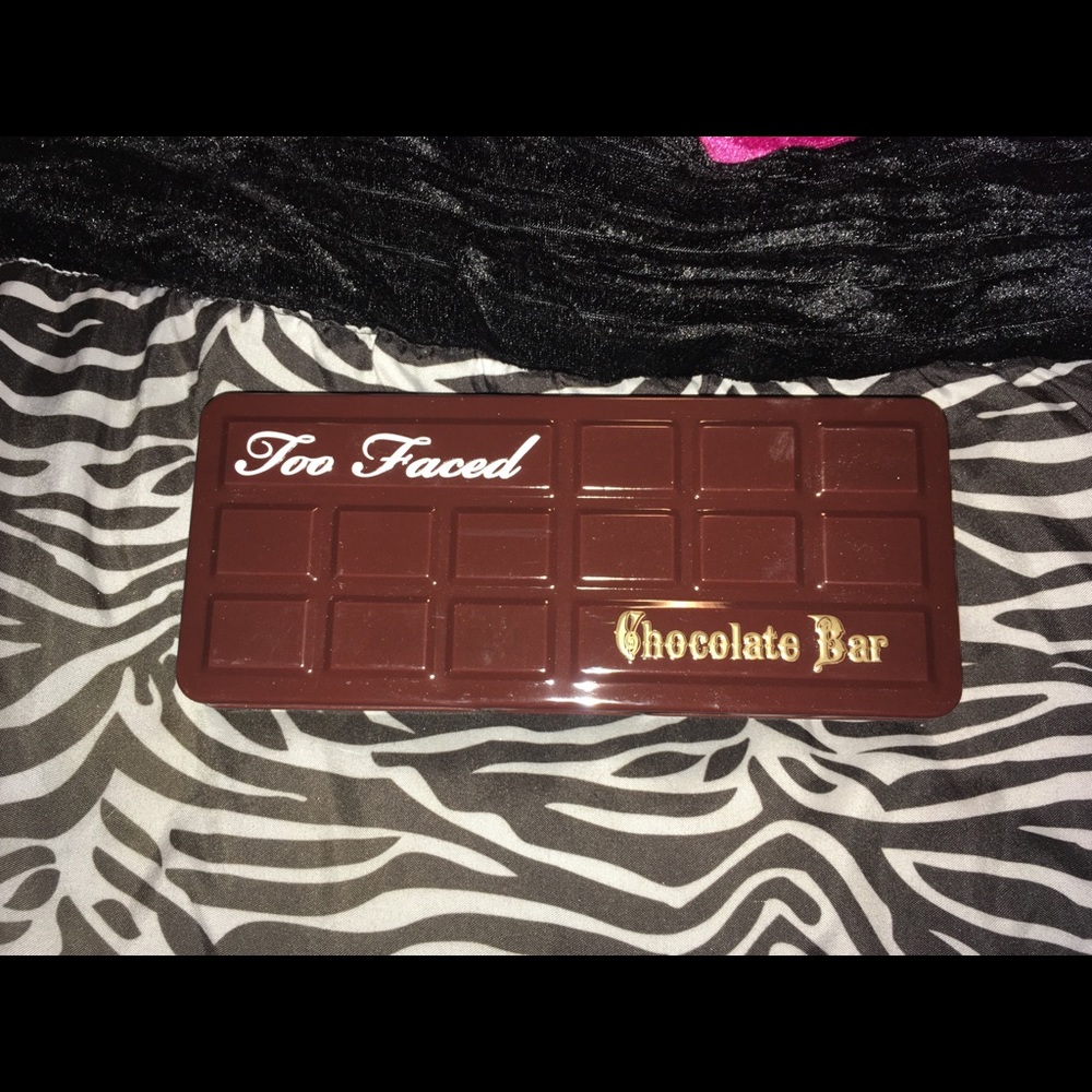 Too Faced Chocolate Bar